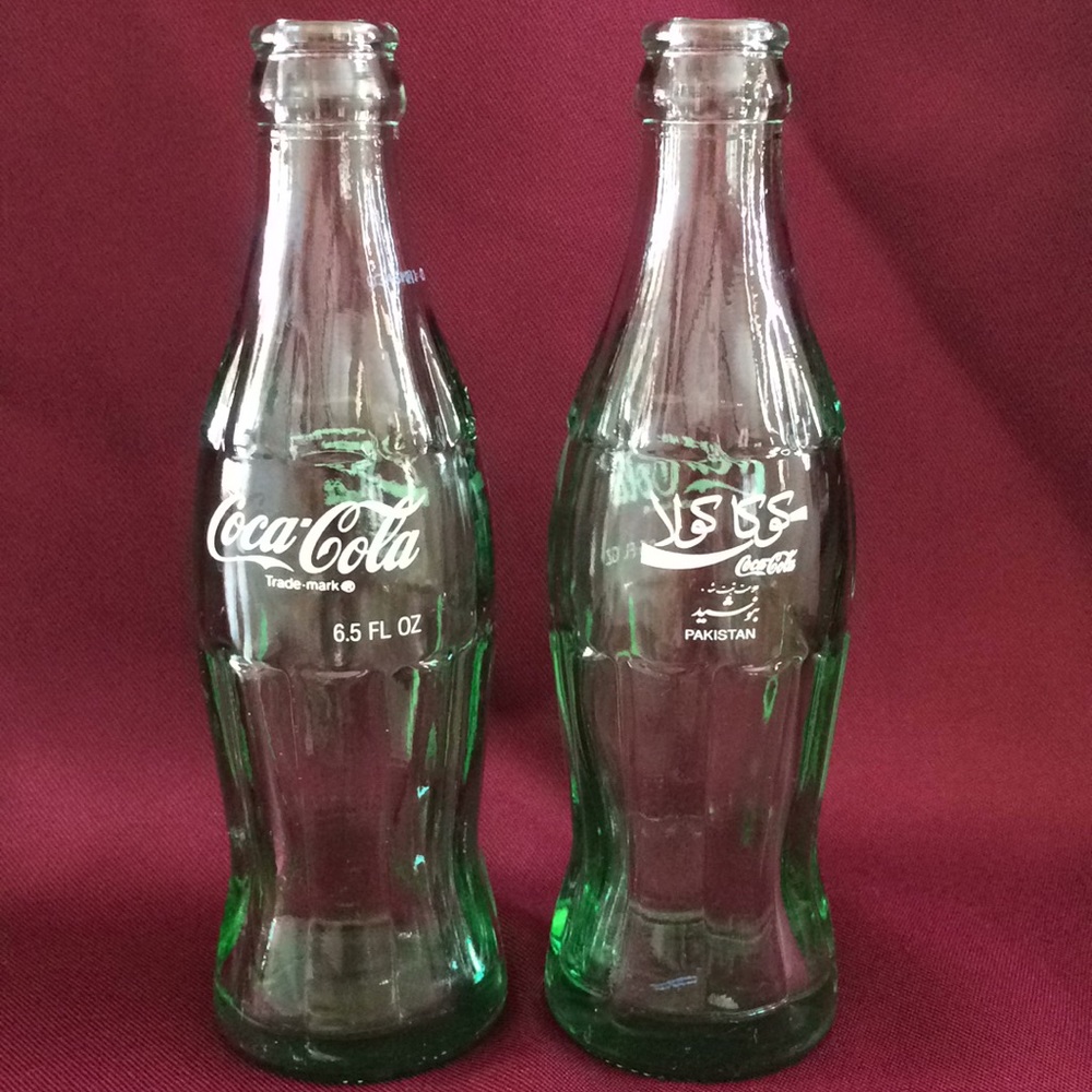 Pakistan Coke Christmas Around the World Series